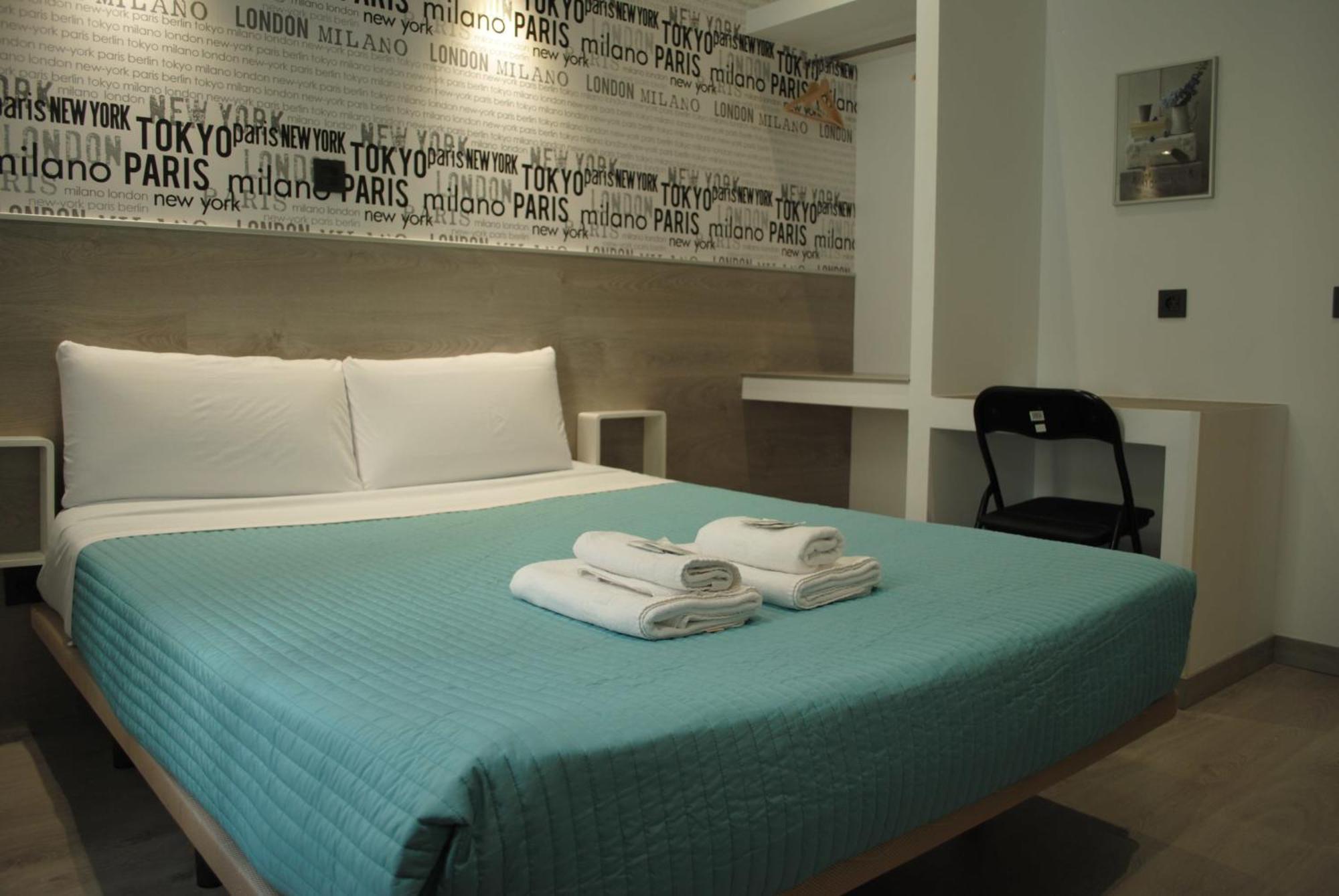 Fuencarral Rooms Madrid Room photo